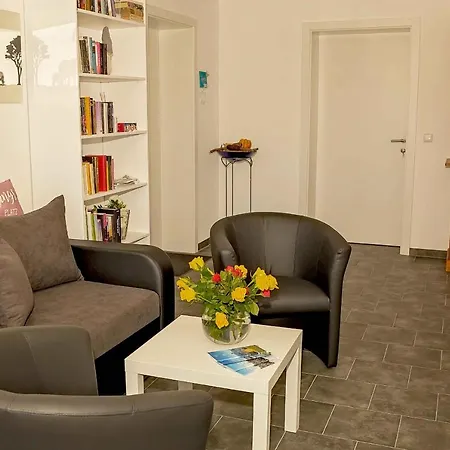Diana Apartment *